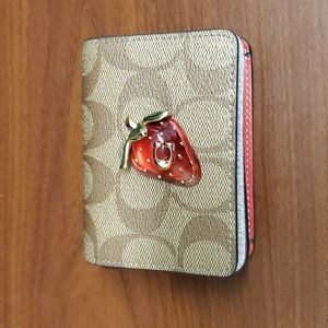 Coach mini wallet on chain